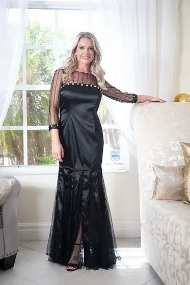 The Naomi Gown