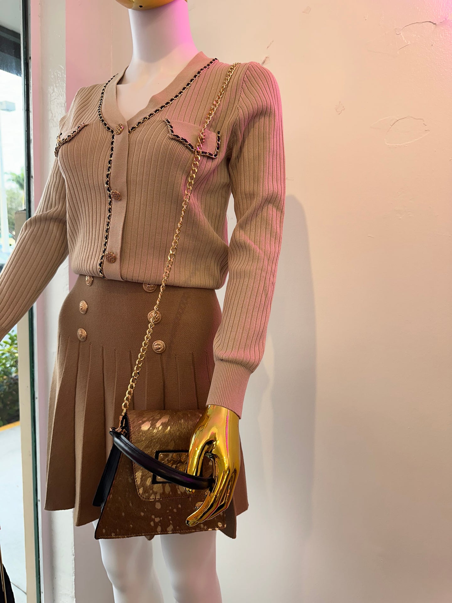 Ribbed Cardigan Adorned With Gold Chains And Gold Buttons
