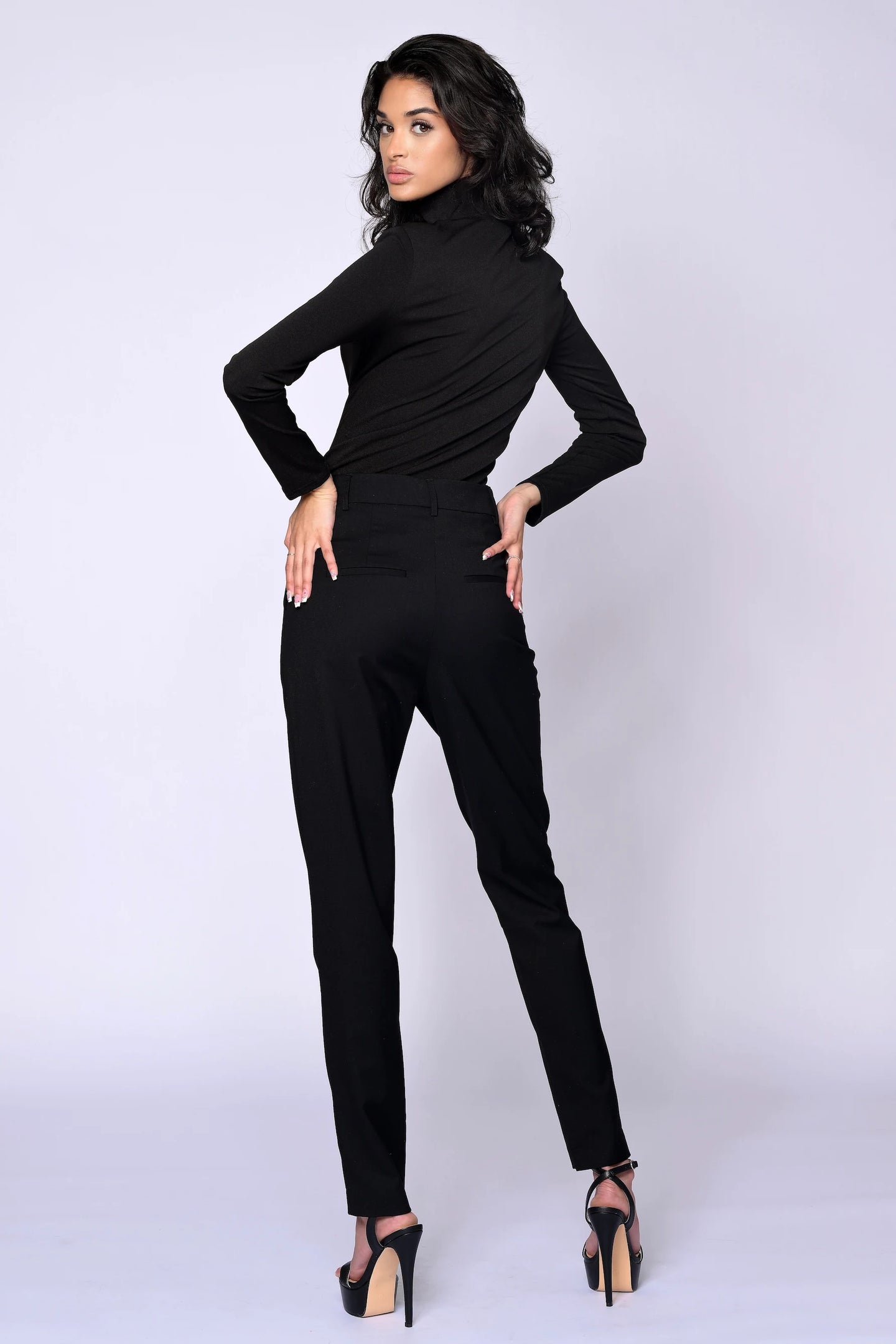 The Belle D’Amour Essential Slim Fit Pant