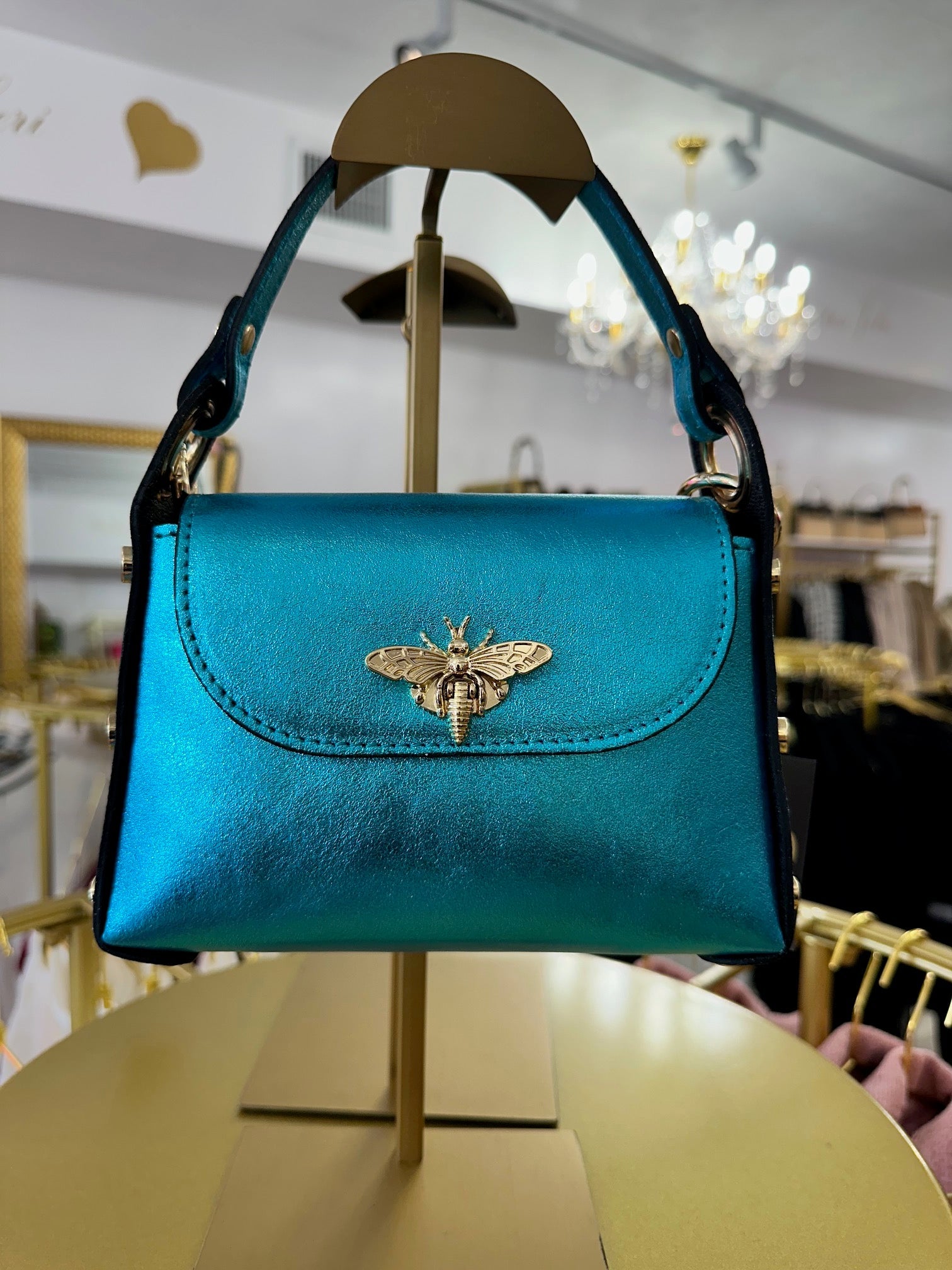 The Bee Bag 1 - Belledamour.com