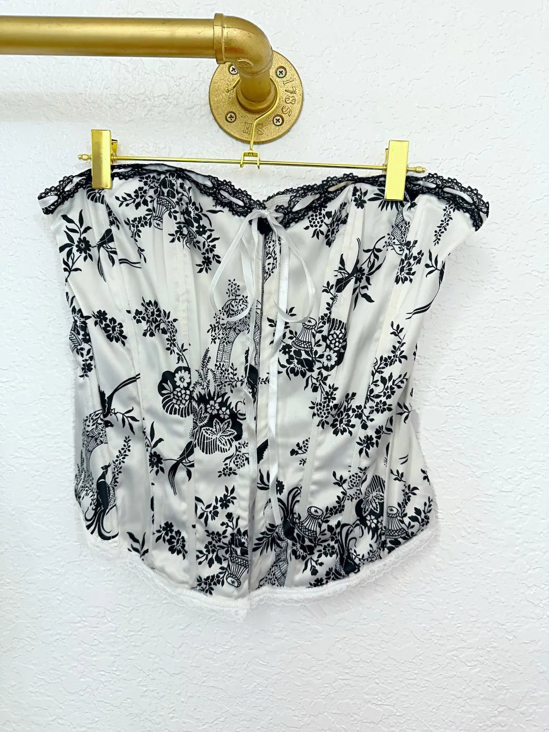 The Belle Corset - Belledamour.com