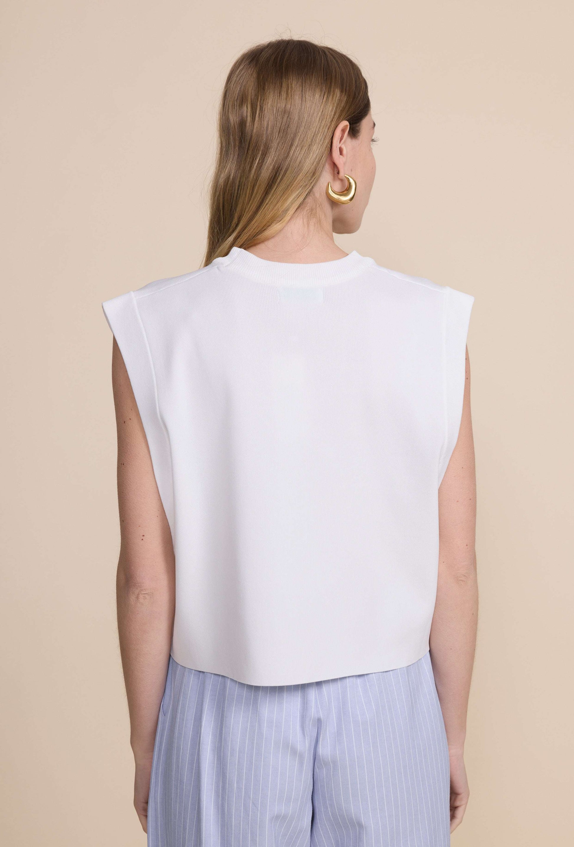 The Oversized Loose Fit T. - Belledamour.com